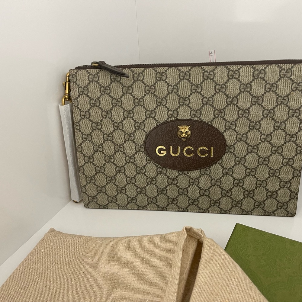 Gucci clutch/wallet